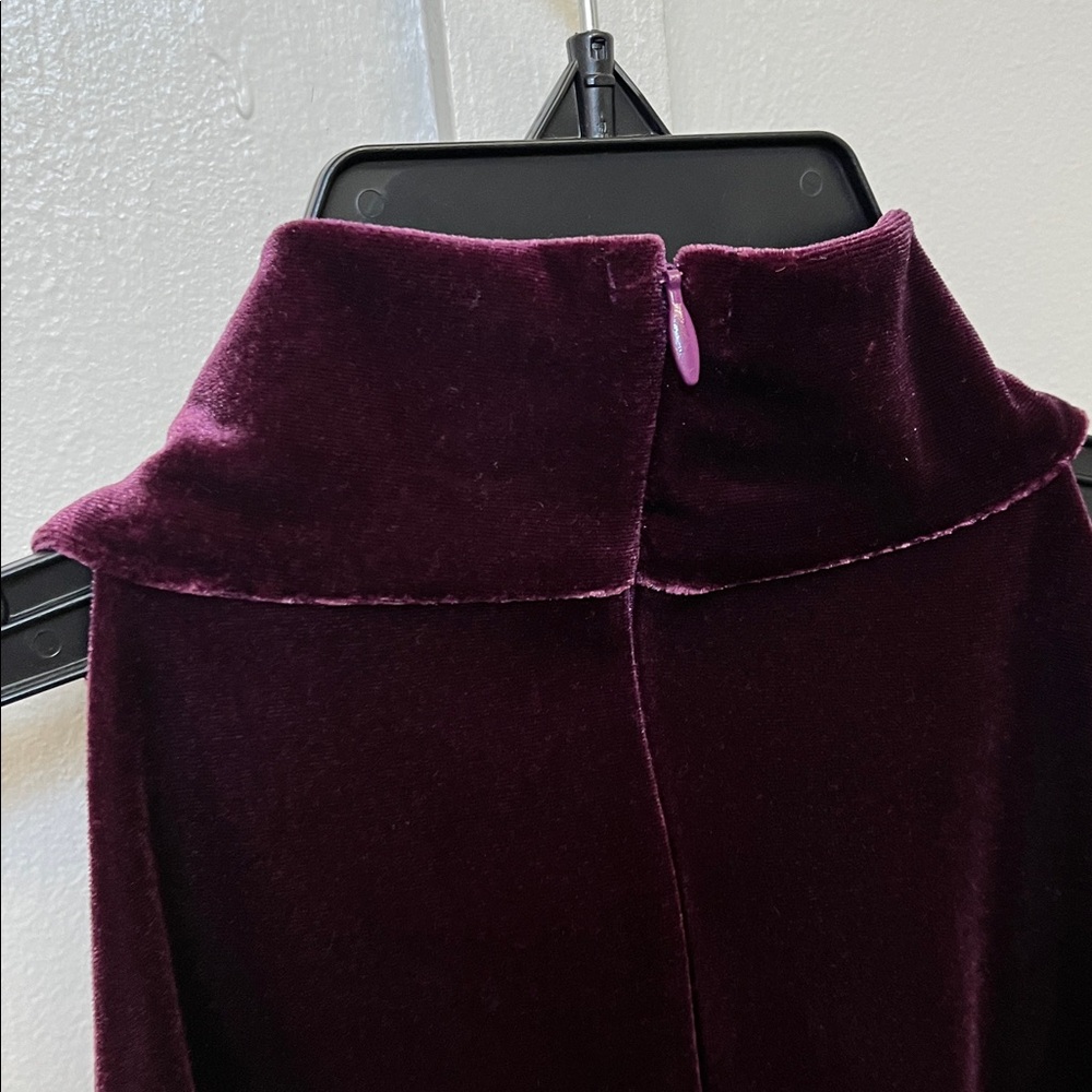 CHIARA BONI LA PETITE ROBE
Tiffy Velvet Halter Top Sz 44 Lg 10/12 - Picture 6 of 6